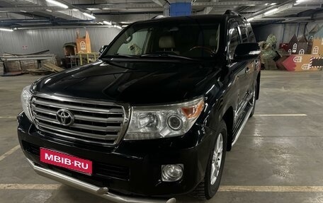 Toyota Land Cruiser 200, 2012 год, 4 000 000 рублей, 1 фотография