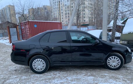 Volkswagen Jetta VI, 2008 год, 645 000 рублей, 3 фотография