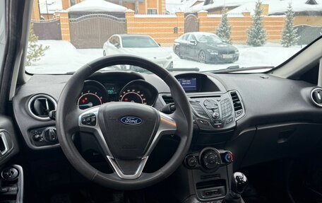 Ford Fiesta, 2015 год, 530 000 рублей, 6 фотография