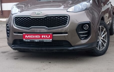 KIA Sportage IV рестайлинг, 2018 год, 2 200 000 рублей, 10 фотография