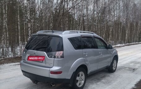 Mitsubishi Outlander III рестайлинг 3, 2008 год, 940 000 рублей, 8 фотография