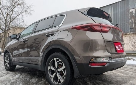 KIA Sportage IV рестайлинг, 2018 год, 2 490 000 рублей, 7 фотография