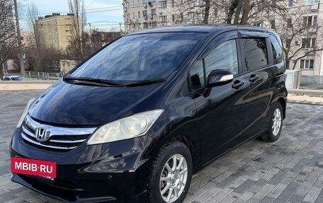 Honda Freed I, 2012 год, 1 490 000 рублей, 4 фотография