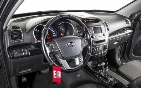 KIA Sorento II рестайлинг, 2015 год, 1 745 000 рублей, 18 фотография