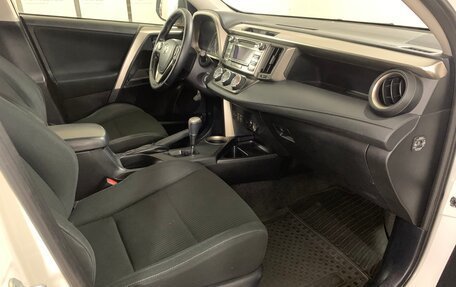 Toyota RAV4, 2013 год, 1 799 000 рублей, 9 фотография