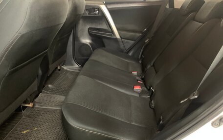 Toyota RAV4, 2013 год, 1 799 000 рублей, 29 фотография