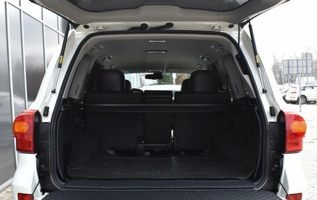 Toyota Land Cruiser 200, 2014 год, 4 550 000 рублей, 23 фотография