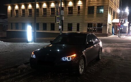 BMW 5 серия, 2005 год, 980 000 рублей, 1 фотография