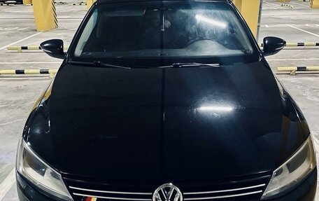 Volkswagen Jetta VI, 2011 год, 1 300 000 рублей, 10 фотография