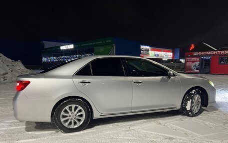 Toyota Camry, 2011 год, 1 800 000 рублей, 2 фотография