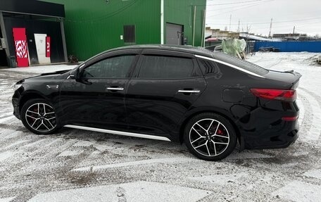 KIA Optima IV, 2018 год, 2 500 000 рублей, 9 фотография