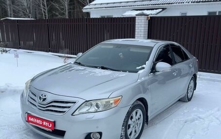 Toyota Camry, 2011 год, 1 400 000 рублей, 5 фотография