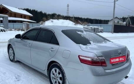 Toyota Camry, 2011 год, 1 400 000 рублей, 6 фотография