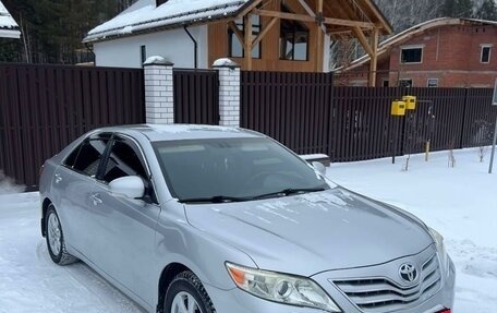 Toyota Camry, 2011 год, 1 400 000 рублей, 3 фотография