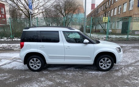 Skoda Yeti I рестайлинг, 2017 год, 1 200 000 рублей, 8 фотография