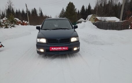 Mitsubishi Space Wagon III, 2003 год, 749 000 рублей, 17 фотография