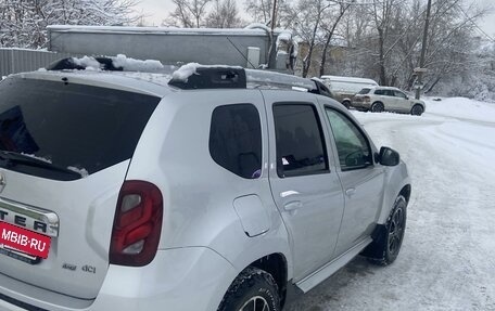 Renault Duster I рестайлинг, 2018 год, 1 650 000 рублей, 4 фотография