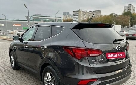 Hyundai Santa Fe III рестайлинг, 2018 год, 1 750 000 рублей, 6 фотография