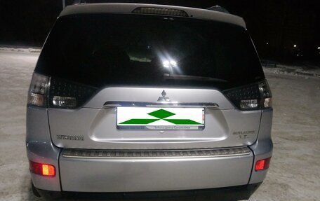 Mitsubishi Outlander III рестайлинг 3, 2008 год, 1 377 777 рублей, 7 фотография