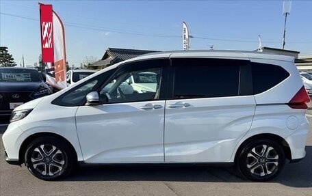 Honda Freed II, 2020 год, 1 630 000 рублей, 2 фотография