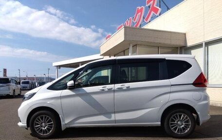 Honda Freed II, 2020 год, 1 590 000 рублей, 8 фотография