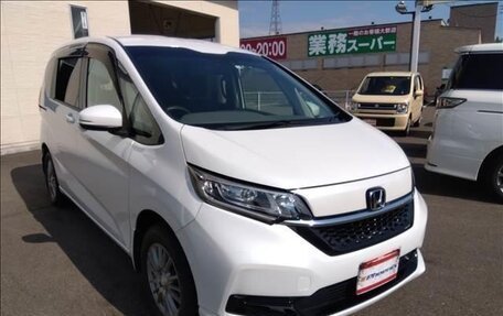 Honda Freed II, 2020 год, 1 590 000 рублей, 4 фотография