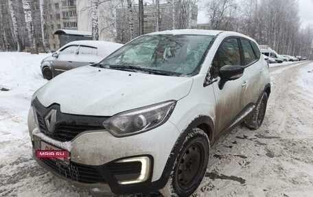 Renault Kaptur I рестайлинг, 2017 год, 1 400 000 рублей, 4 фотография