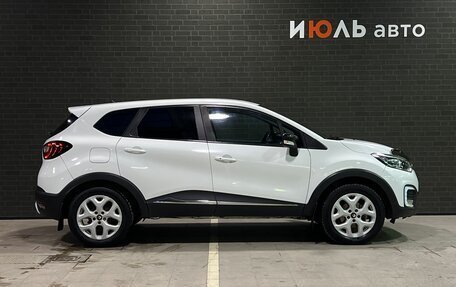 Renault Kaptur I рестайлинг, 2017 год, 1 165 000 рублей, 4 фотография