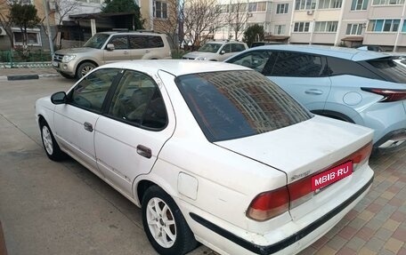 Nissan Sunny B15, 2000 год, 255 000 рублей, 2 фотография