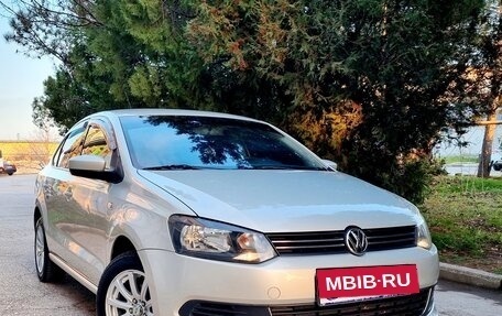 Volkswagen Polo VI (EU Market), 2012 год, 950 000 рублей, 13 фотография