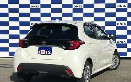 Toyota Yaris, 2020 год, 1 130 000 рублей, 7 фотография