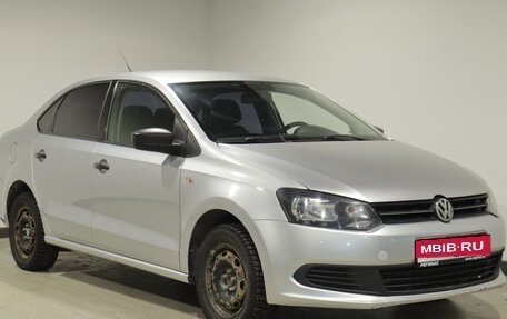 Volkswagen Polo VI (EU Market), 2011 год, 680 000 рублей, 2 фотография