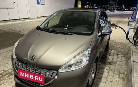 Peugeot 208 II, 2012 год, 700 000 рублей, 1 фотография