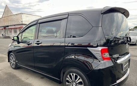 Honda Freed I, 2016 год, 922 000 рублей, 7 фотография