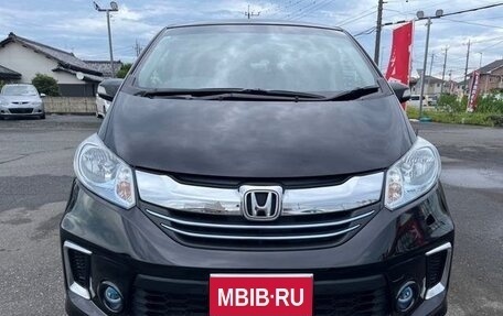 Honda Freed I, 2016 год, 922 000 рублей, 2 фотография