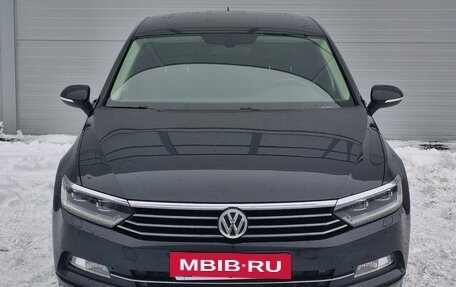 Volkswagen Passat B8 рестайлинг, 2019 год, 2 550 000 рублей, 2 фотография