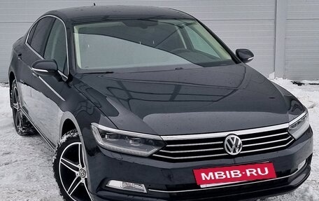 Volkswagen Passat B8 рестайлинг, 2019 год, 2 550 000 рублей, 3 фотография