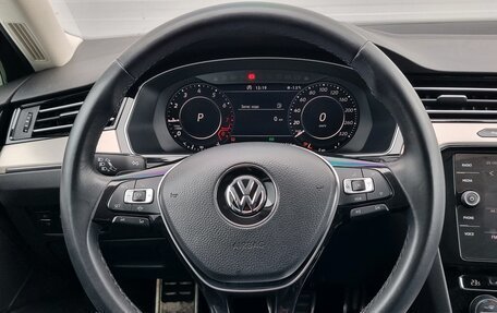 Volkswagen Passat B8 рестайлинг, 2019 год, 2 550 000 рублей, 12 фотография