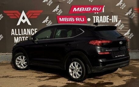 Hyundai Tucson III, 2019 год, 2 300 000 рублей, 5 фотография