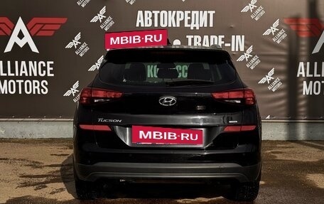 Hyundai Tucson III, 2019 год, 2 300 000 рублей, 6 фотография