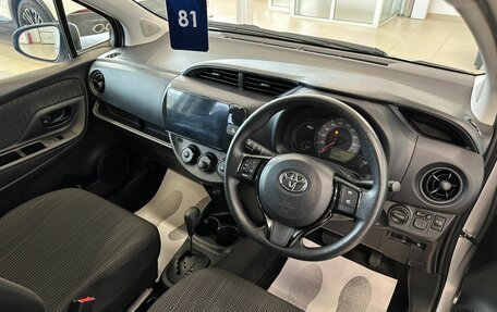 Toyota Vitz, 2018 год, 1 399 999 рублей, 11 фотография