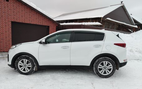 KIA Sportage IV рестайлинг, 2017 год, 1 600 000 рублей, 5 фотография