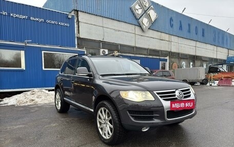 Volkswagen Touareg III, 2009 год, 1 270 000 рублей, 2 фотография