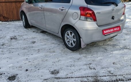 Toyota Vitz, 2010 год, 730 000 рублей, 5 фотография