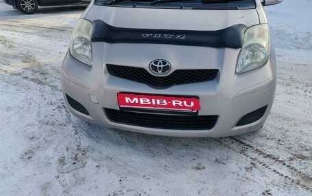 Toyota Vitz, 2010 год, 730 000 рублей, 3 фотография