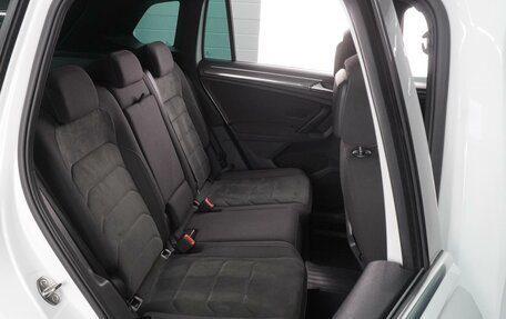 Volkswagen Tiguan II, 2018 год, 2 499 000 рублей, 7 фотография