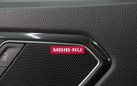 Volkswagen Tiguan II, 2018 год, 2 499 000 рублей, 12 фотография
