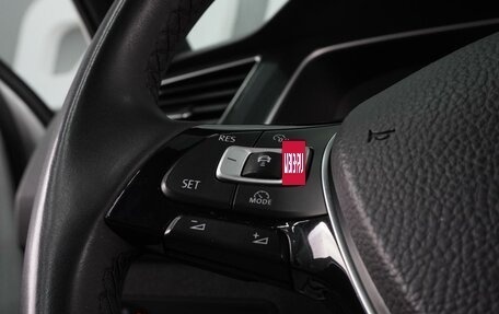 Volkswagen Tiguan II, 2018 год, 2 499 000 рублей, 20 фотография