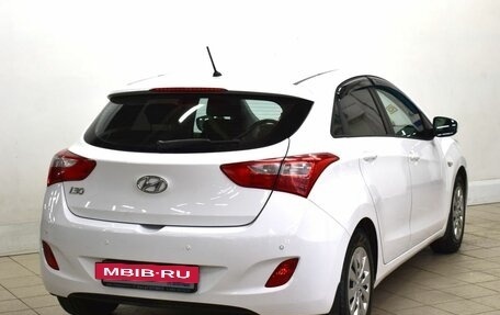 Hyundai i30 II рестайлинг, 2015 год, 1 075 000 рублей, 4 фотография