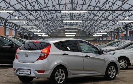 Hyundai Solaris II рестайлинг, 2012 год, 855 000 рублей, 8 фотография